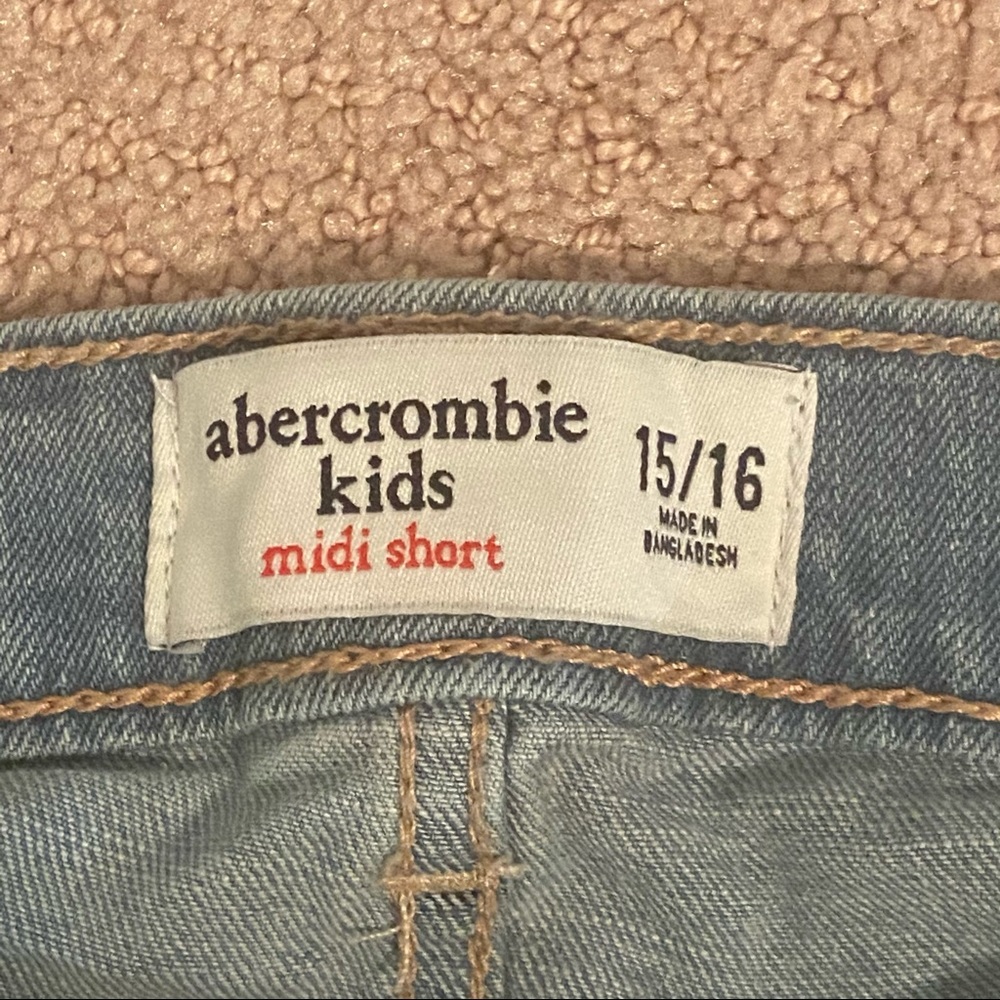 Abercrombie Kids Striped Midi Shorts - Picture 4 of 5